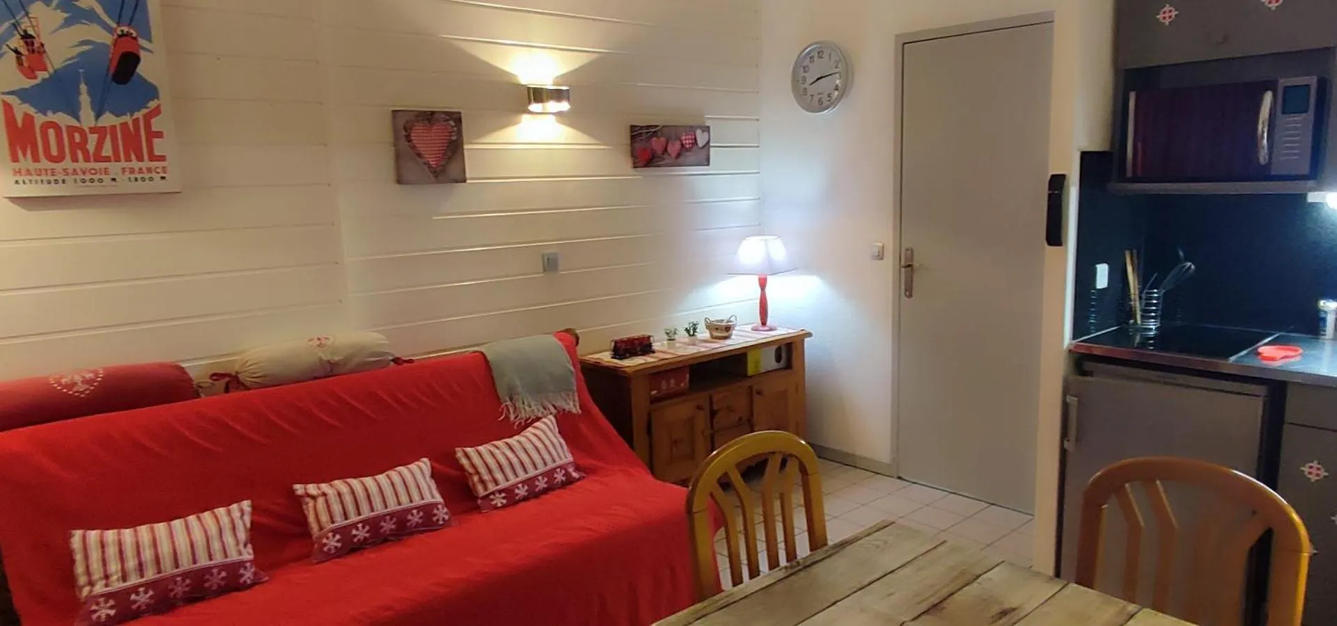 L\'Ame Du Chalet contacts